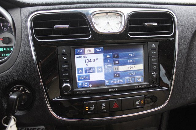 2011 Chrysler 200 Limited