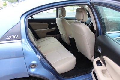 2011 Chrysler 200 Limited