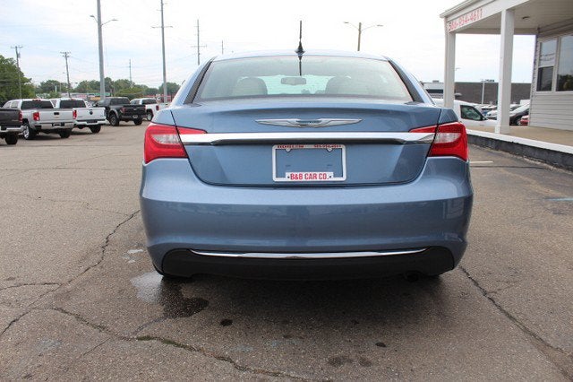 2011 Chrysler 200 Limited