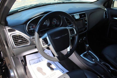 2012 Chrysler 200 Limited