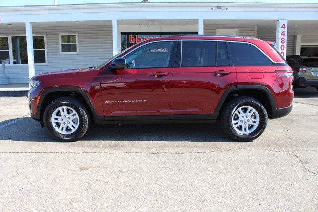 2022 Jeep Grand Cherokee Laredo