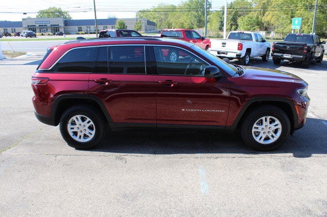2022 Jeep Grand Cherokee Laredo