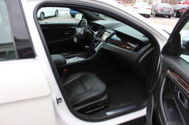 2019 Ford Taurus Limited