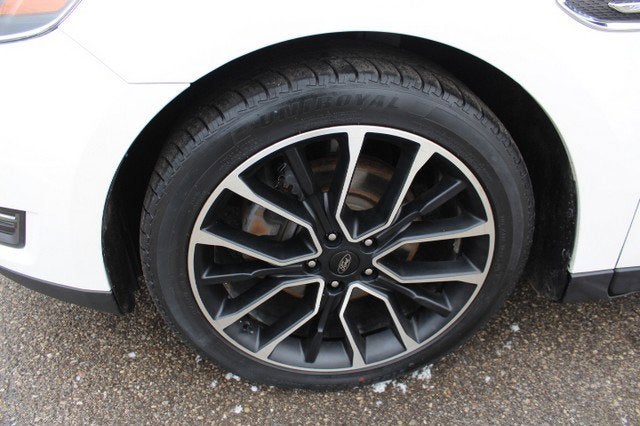 2019 Ford Taurus Limited