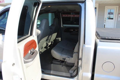 2006 Ford Super Duty F-350 DRW Lariat