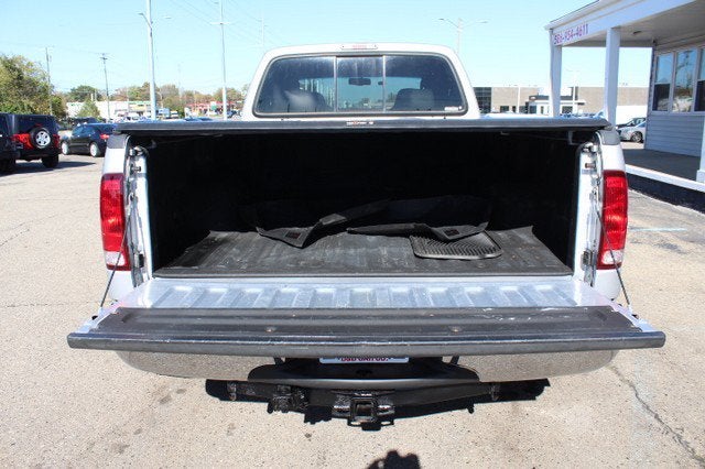 2006 Ford Super Duty F-350 DRW Lariat