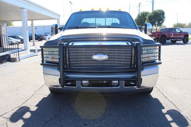2006 Ford Super Duty F-350 DRW Lariat