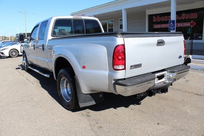 2006 Ford Super Duty F-350 DRW Lariat