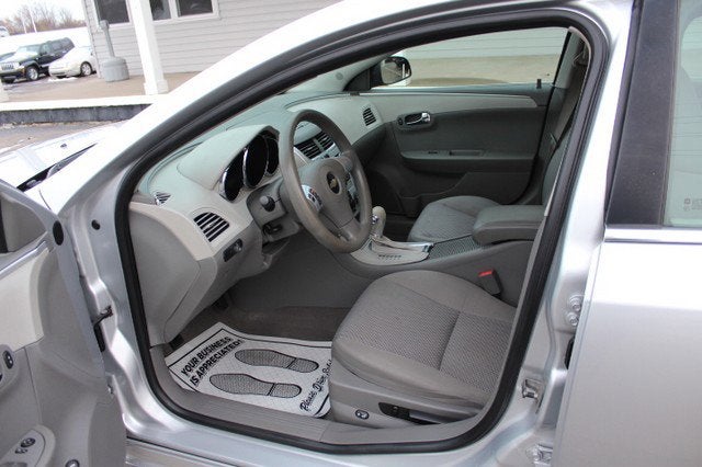 2010 Chevrolet Malibu LS w/1LS