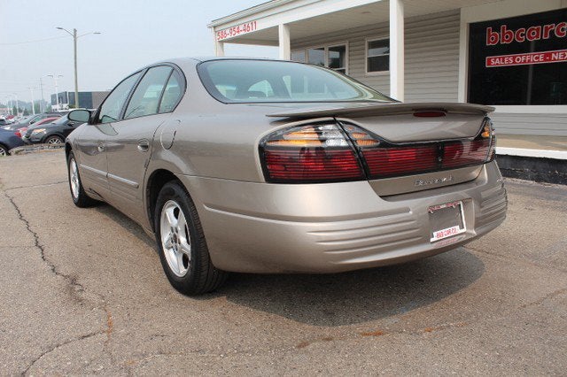 2002 Pontiac Bonneville SE