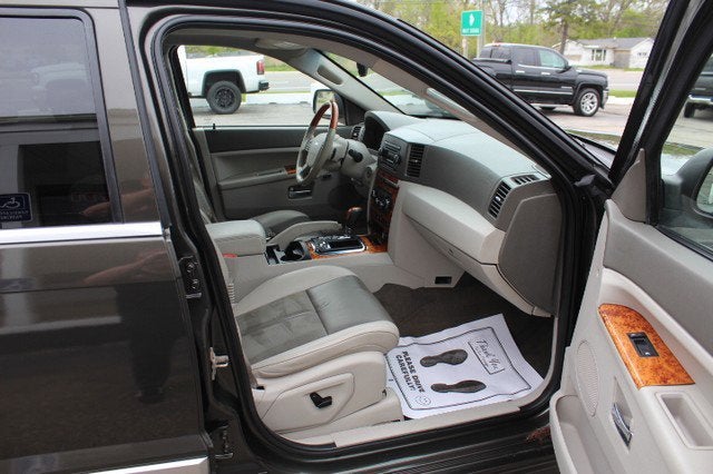 2006 Jeep Grand Cherokee Overland