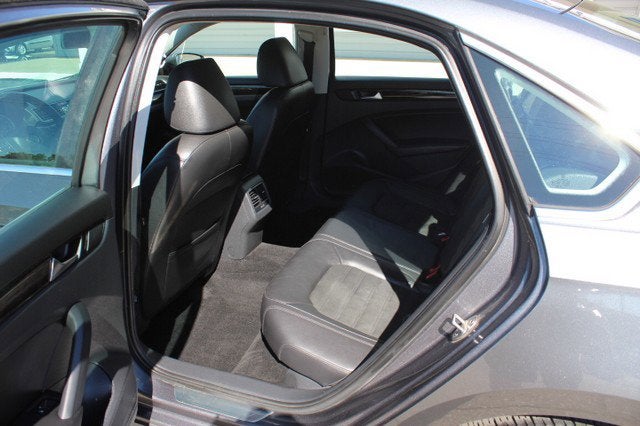 2015 Volkswagen Passat 2.0L TDI SEL Premium