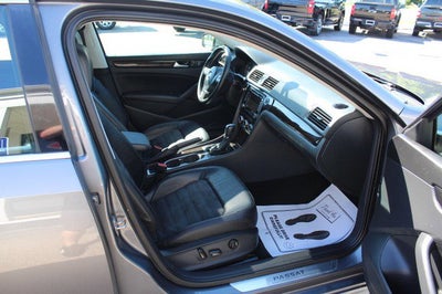 2015 Volkswagen Passat 2.0L TDI SEL Premium