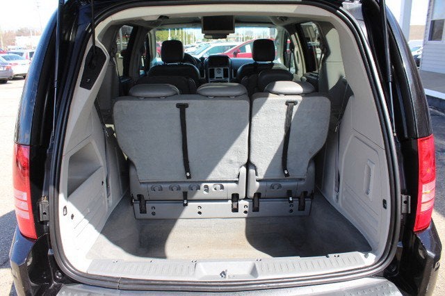 2010 Chrysler Town & Country Touring