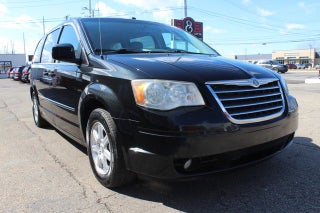 2010 Chrysler Town &amp; Country Touring