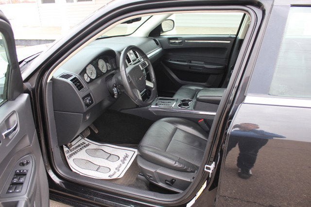 2010 Chrysler 300 Touring Signature