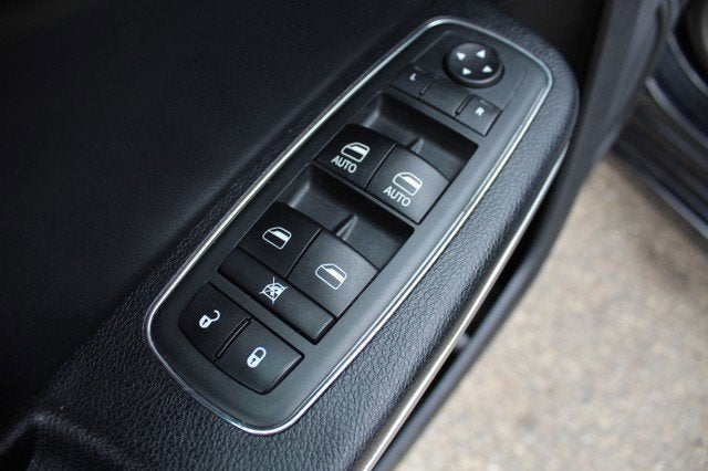 2013 Chrysler 300 300C