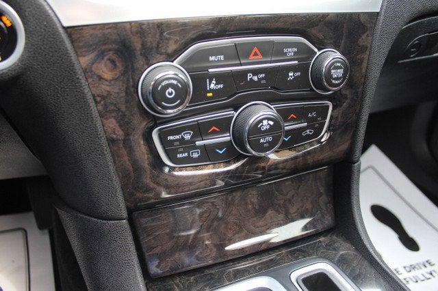 2018 Chrysler 300 Limited