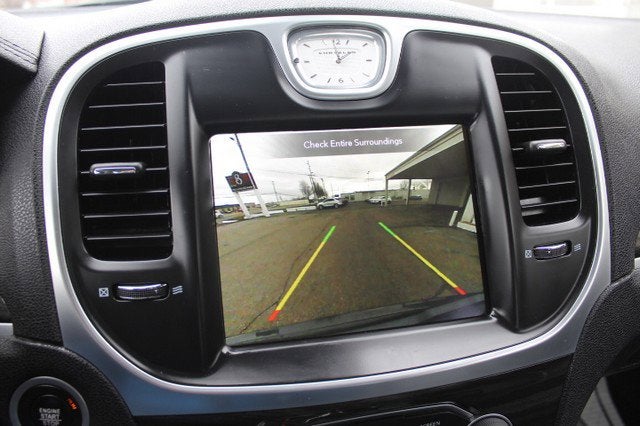 2022 Chrysler 300 Touring L