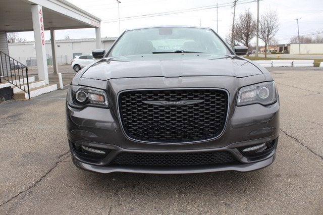 2022 Chrysler 300 Touring L