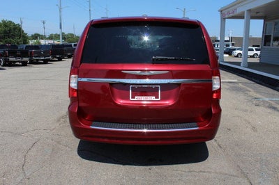 2014 Chrysler Town & Country Touring