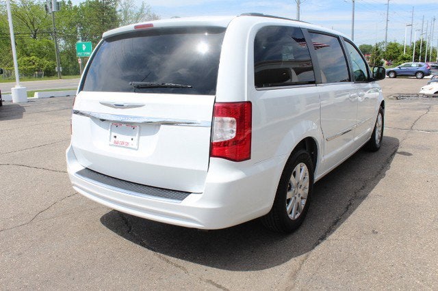 2014 Chrysler Town & Country Touring