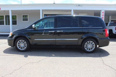 2016 Chrysler Town & Country Touring-L Anniversary Edition