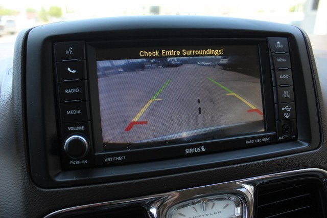 2014 Chrysler Town & Country Touring-L