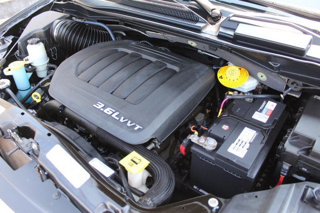 2014 Chrysler Town & Country Touring-L