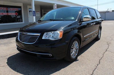 2014 Chrysler Town & Country Touring-L