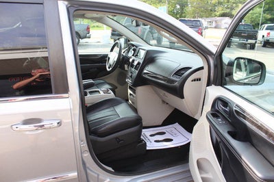 2016 Chrysler Town & Country Touring-L Anniversary Edition