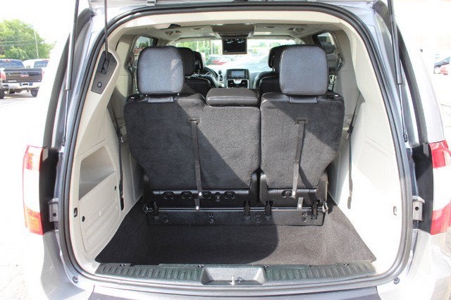 2016 Chrysler Town & Country Touring-L Anniversary Edition
