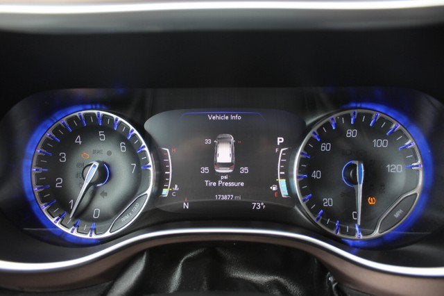 2017 Chrysler Pacifica Touring-L Plus