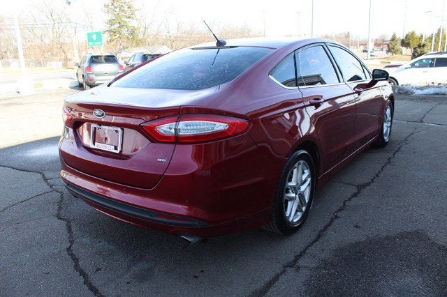 2016 Ford Fusion SE