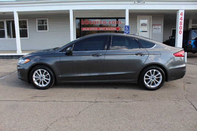 2020 Ford Fusion SE