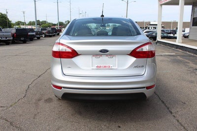 2015 Ford Fiesta SE