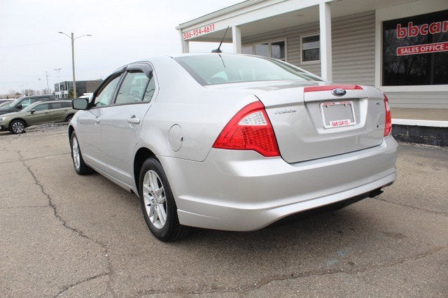 2010 Ford Fusion S