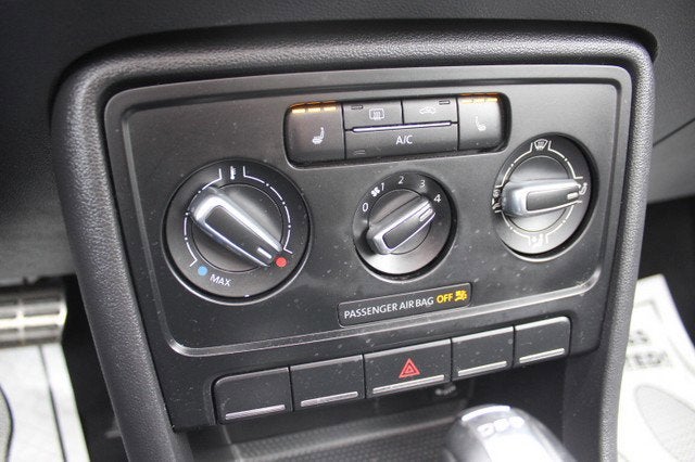 2014 Volkswagen Beetle R LINE