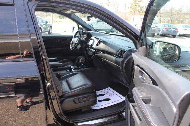 2018 Honda Ridgeline Black Edition