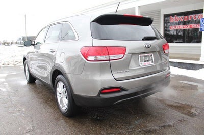 2017 Kia Sorento LX