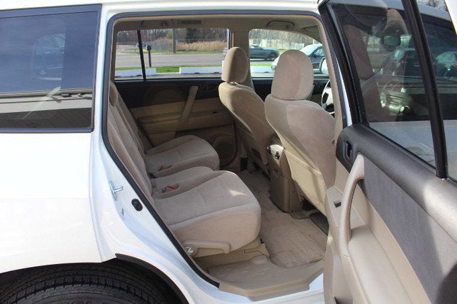 2010 Toyota Highlander Base