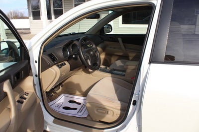 2010 Toyota Highlander Base