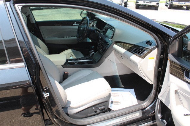 2016 Hyundai Sonata Hybrid Limited