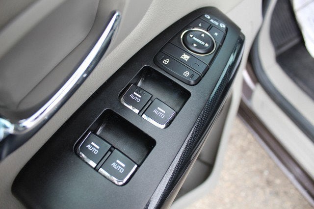 2016 Kia Sedona EX