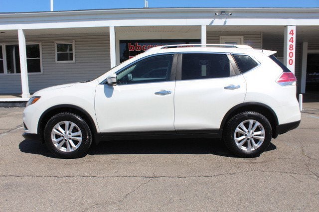 2016 Nissan Rogue SV