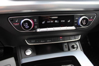 2024 Audi Q5 S line Premium Plus