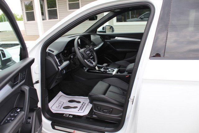 2024 Audi Q5 S line Premium Plus