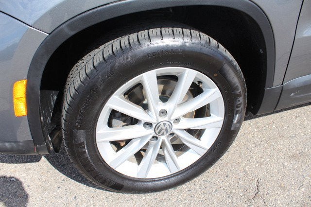 2018 Volkswagen Tiguan Limited 2.0T 4MOTION